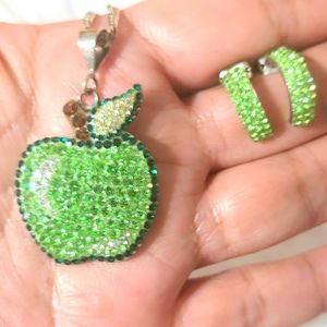 Green chain, pendant and earrings set 🍏